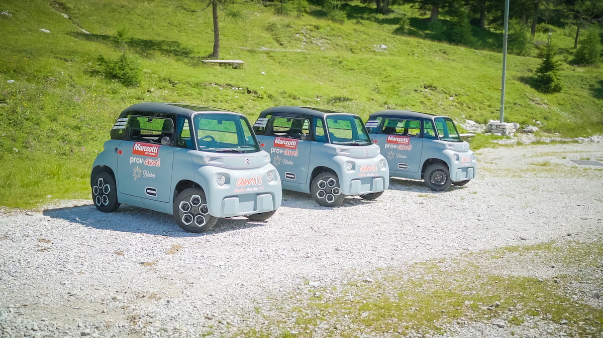 Alla scoperta delle Dolomiti con Citroen Ami 100% elettrica