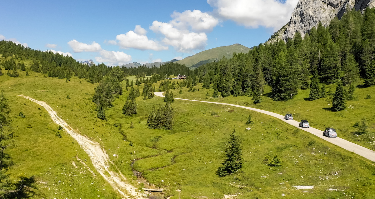 Alla scoperta delle Dolomiti con Citroen Ami 100% elettrica