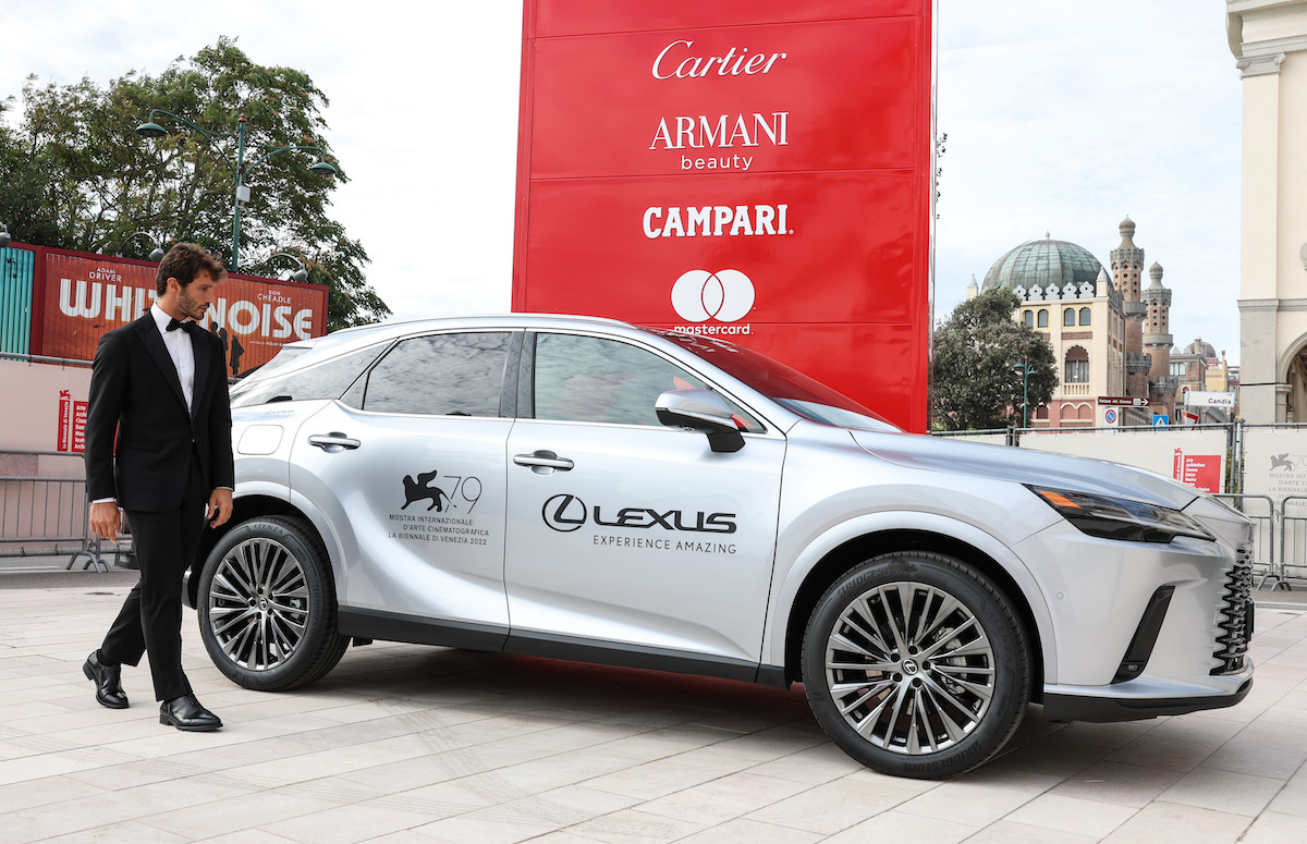 Lexus:Stefano De Martino è il nuovo Lexus Ambassador. Lexus:Stefano De Martino è il nuovo Lexus Ambassador.