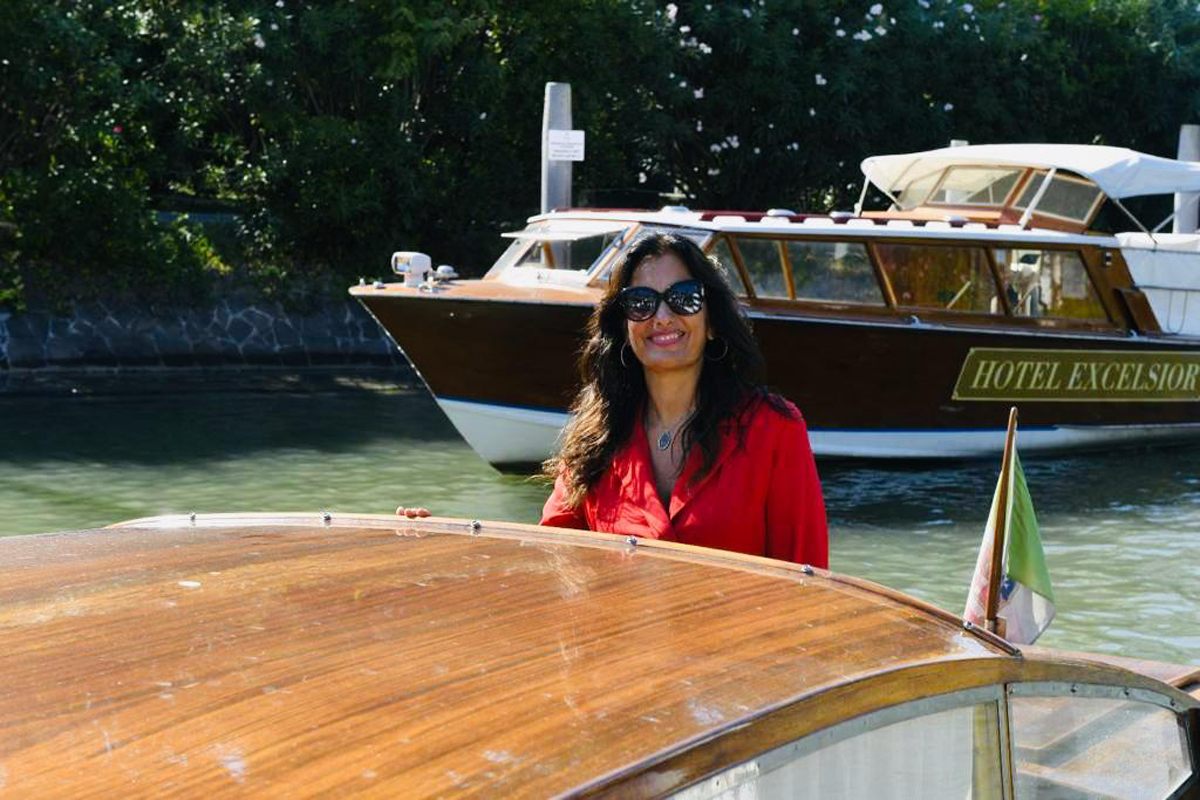 Mostra Venezia, Safiria Leccese volto e voce narrante del docufilm “Semplice” Mostra Venezia, Safiria Leccese volto e voce narrante del docufilm “Semplice”