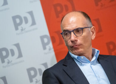 Letta: “Calenda, Renzi e Conte vogliono distruggere il Pd ma non sono Macron”