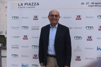 Misiani: “No a nuovo debito, tassiamo i profitti delle aziende energetiche”