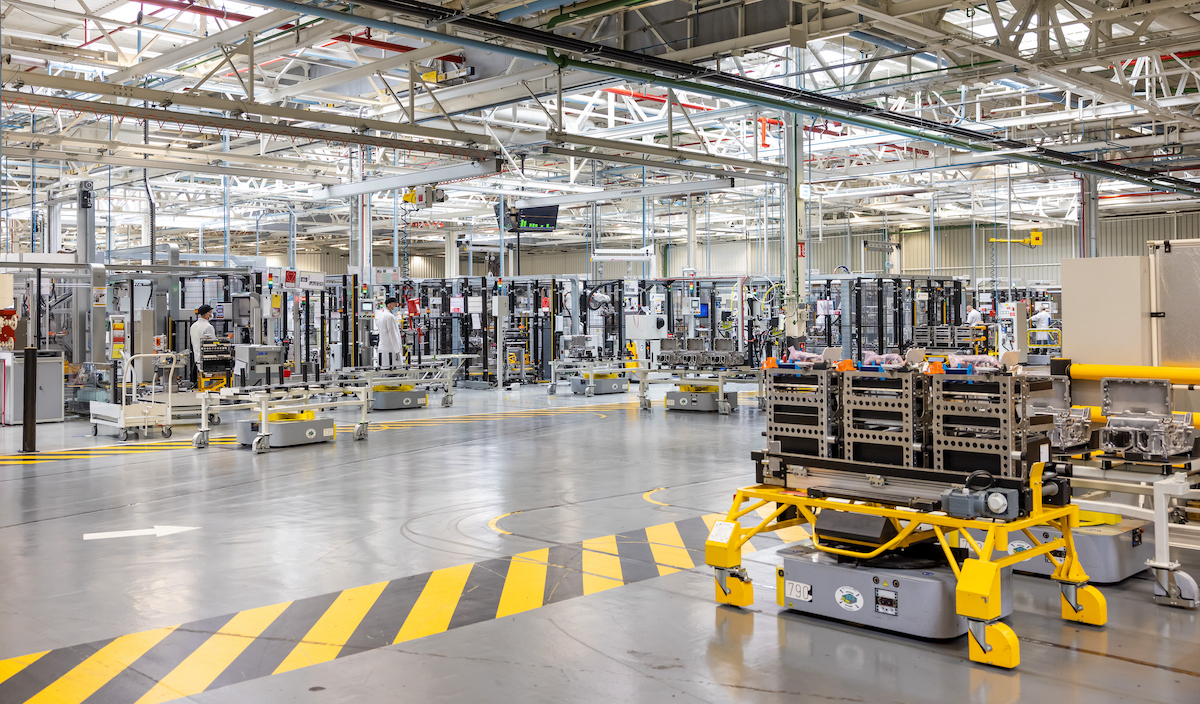 Il Gruppo Renault accelera sulla riduzione dei consumi energetici Il Gruppo Renault accelera sulla riduzione dei consumi energetici