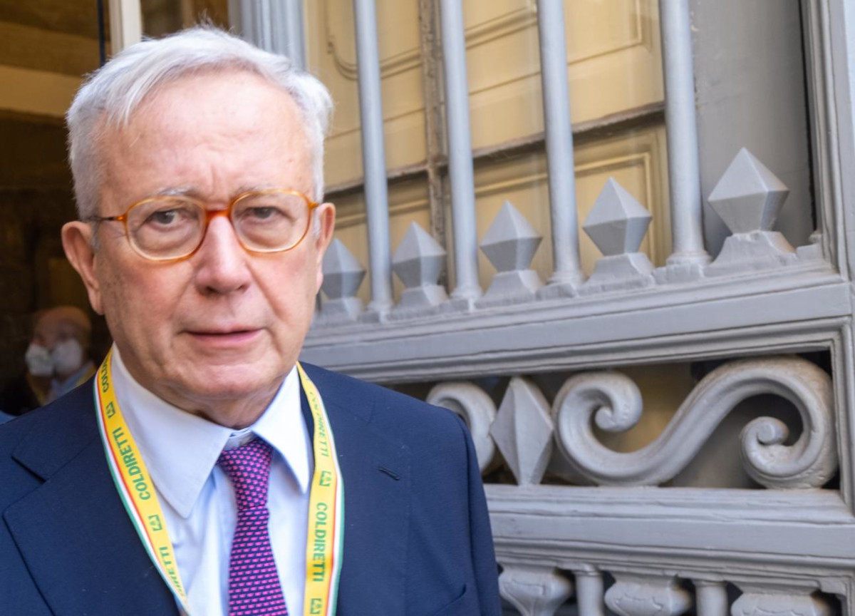 Fdi, Tremonti parla già da ministro: “Pnrr da riscrivere. No al tetto del gas” Fdi, Tremonti parla già da ministro: “Pnrr da riscrivere. No al tetto del gas”