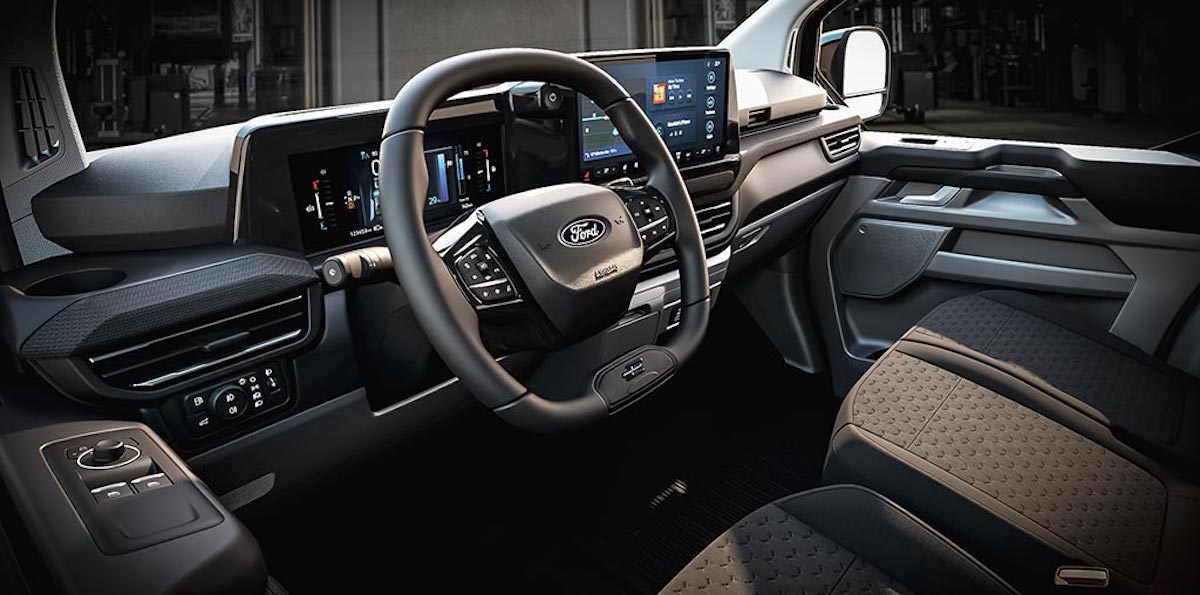 Nuovo Ford E-Transit Custom nato 100% elettrico Nuovo Ford E-Transit Custom nato 100% elettrico