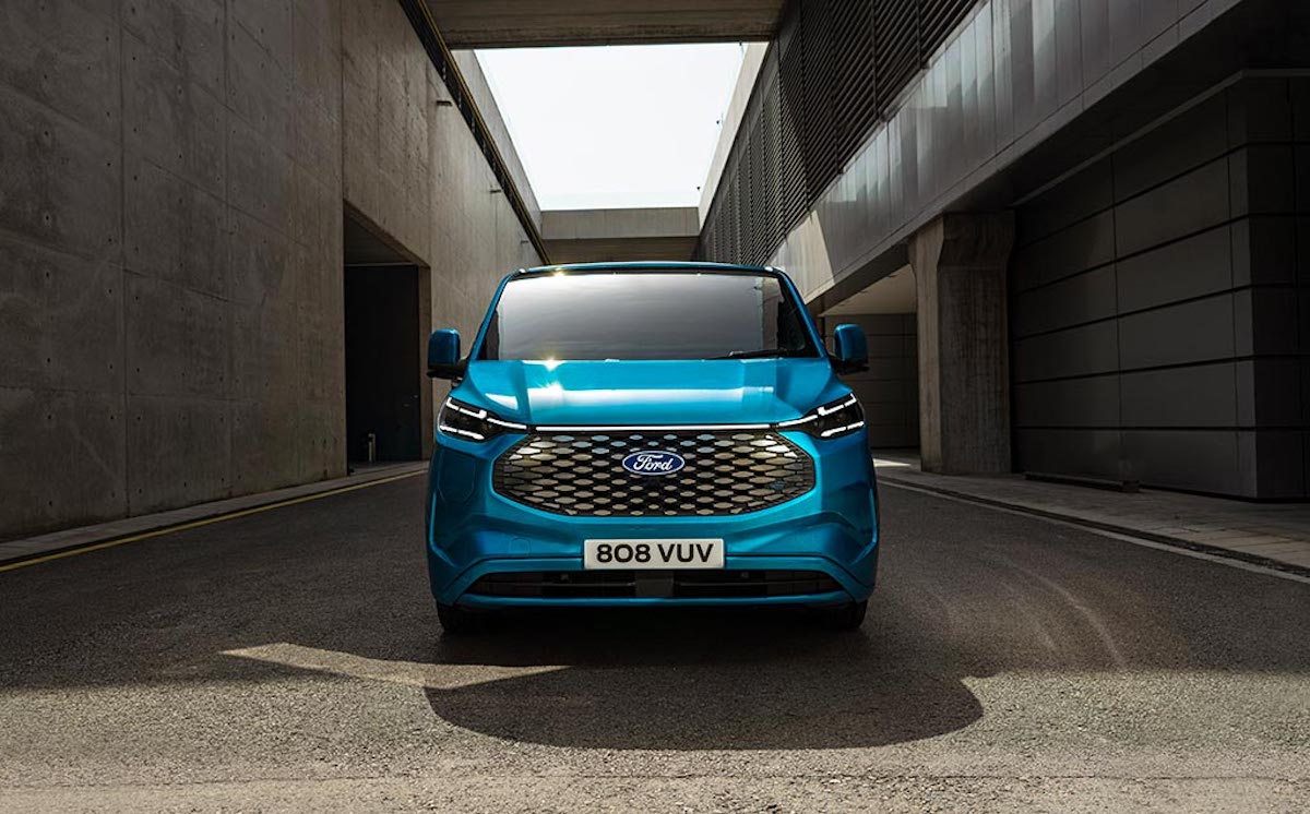 Nuovo Ford E-Transit Custom nato 100% elettrico Nuovo Ford E-Transit Custom nato 100% elettrico