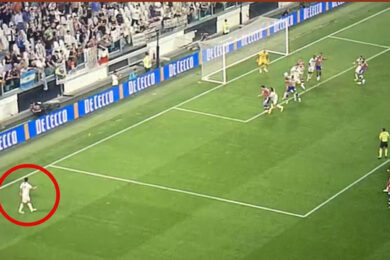 Juventus, Var choc: annullato gol regolare a Milik? Bonucci: “Candreva mi teneva in gioco”. FOTO