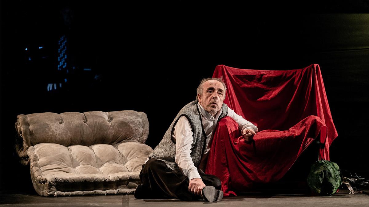 Silvio Orlando torna al teatro Franco Parenti con “La vita davanti a sé” Silvio Orlando torna al teatro Franco Parenti con “La vita davanti a sé”