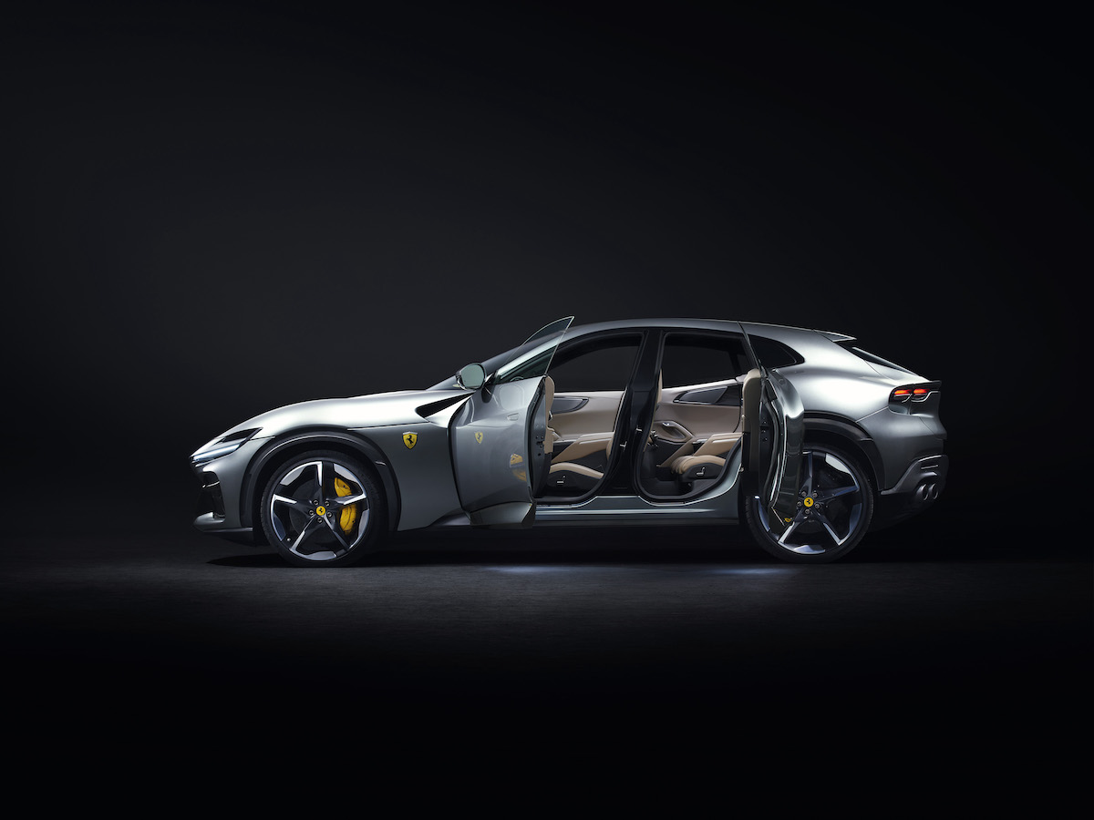 Ferrari svela la Purosangue, prima auto a quattro porte del Cavallino Ferrari svela la Purosangue, prima auto a quattro porte del Cavallino