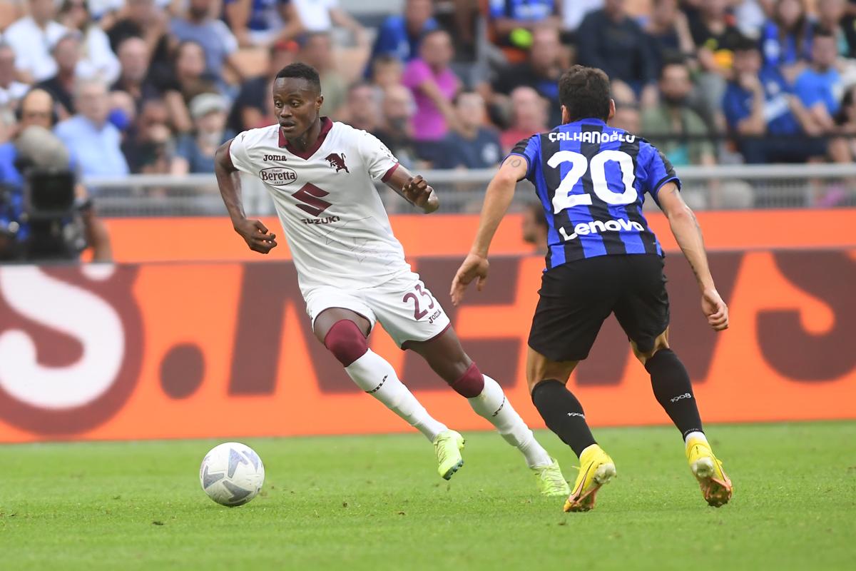 Calhanoglu, Sensi e i furti a casa dei calciatori: due arresti Calhanoglu, Sensi e i furti a casa dei calciatori: due arresti