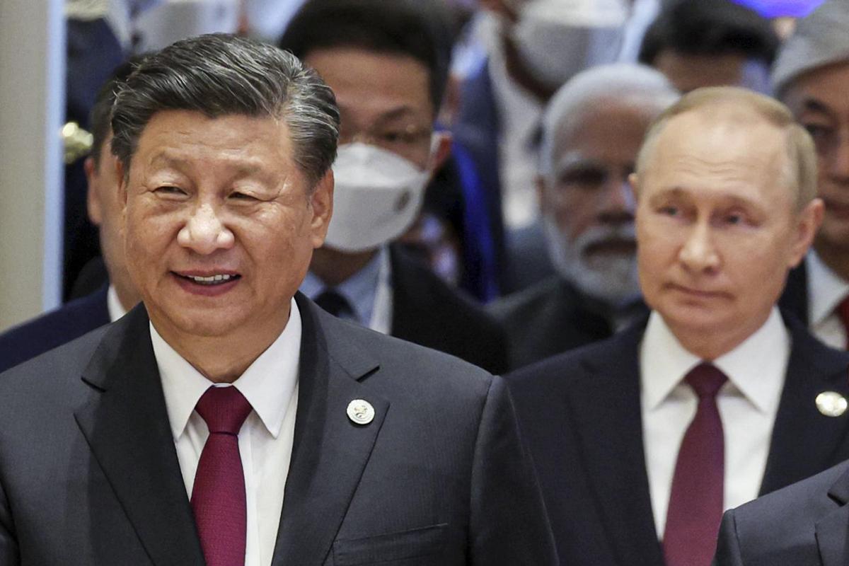 Putin bastonato dagli amici a Samarcanda. Così Xi Jinping si mangia la Russia Putin bastonato dagli amici a Samarcanda. Così Xi Jinping si mangia la Russia