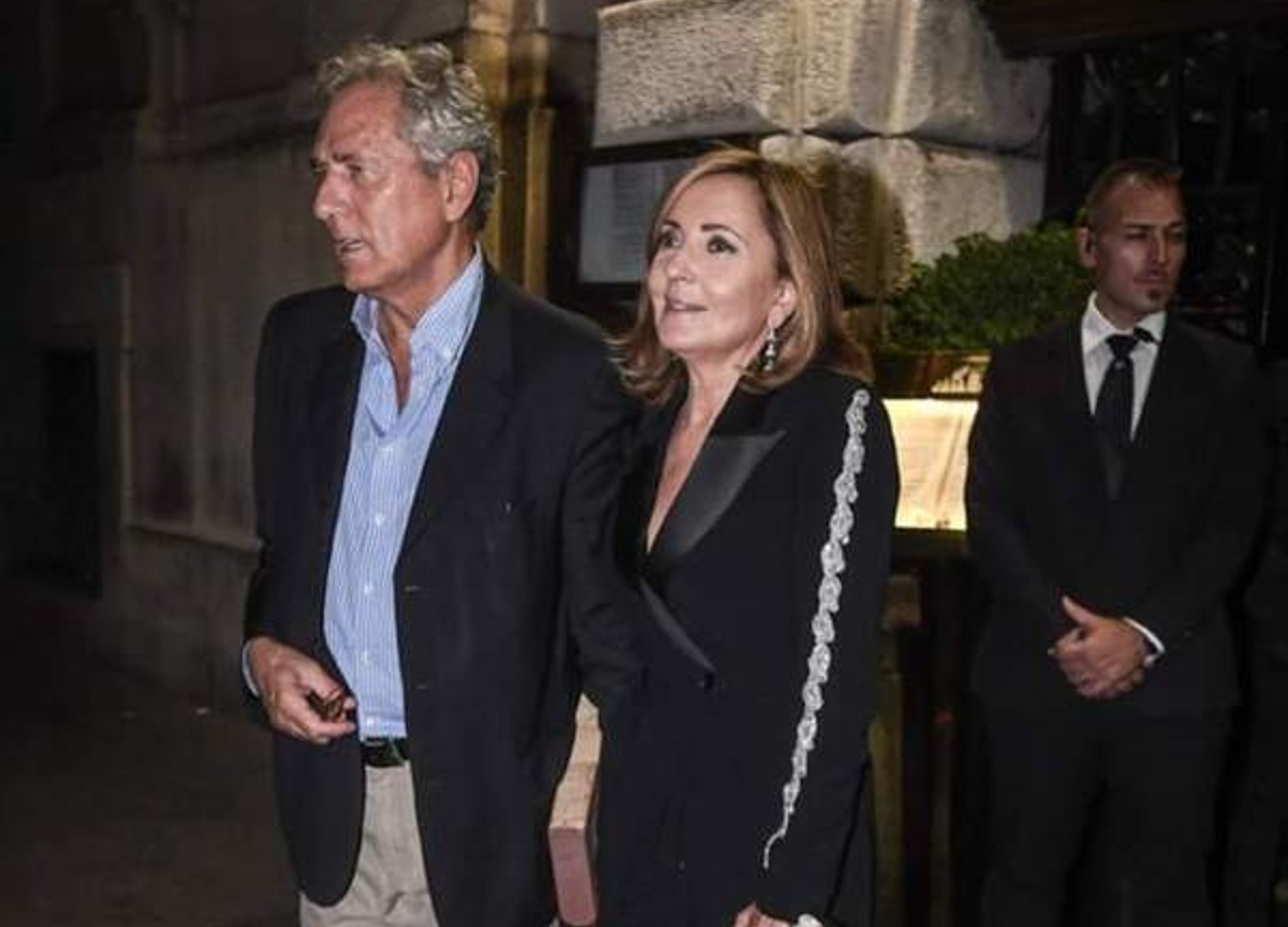 Matano show per i 50, da Venier a Spadafora: il party tra vip e potere. FOTO Matano show per i 50, da Venier a Spadafora: il party tra vip e potere. FOTO