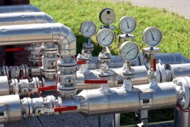 Gas razionato: 17 gradi in casa e 12 ore senza luce nelle case