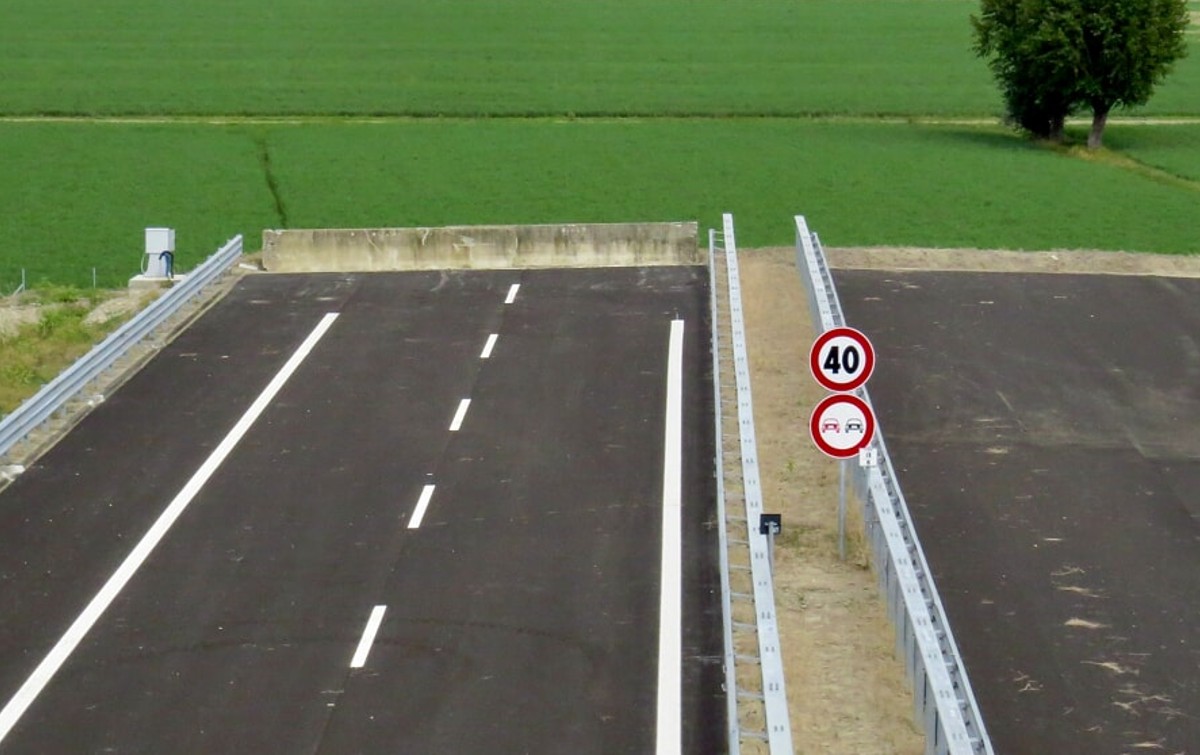 Tirreno-Brennero, flop all’italiana: l’autostrada finisce dritta in un campo Tirreno-Brennero, flop all’italiana: l’autostrada finisce dritta in un campo
