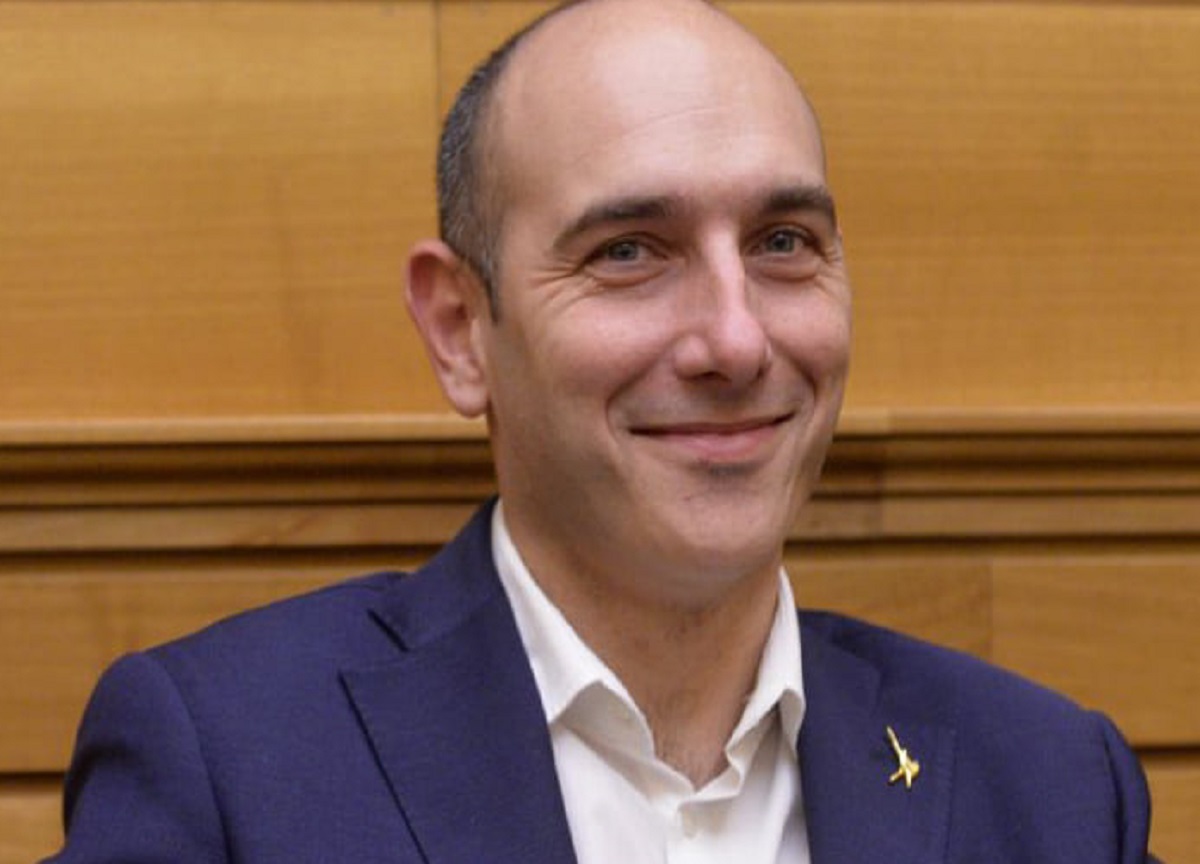 Viceministro Morelli su divieti Area B: “Mossa contro i meno abbienti” Viceministro Morelli su divieti Area B: “Mossa contro i meno abbienti”