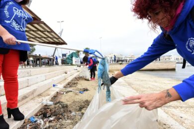 Come sprecare meno plastica e ridurre il proprio impatto sull’ambiente