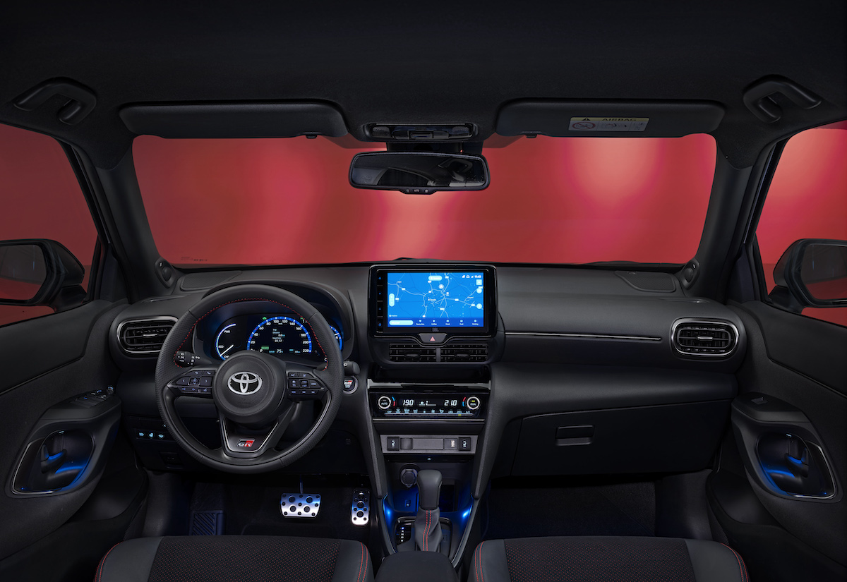 Toyota Yaris Cross , arriva  l’allestimento  GR Sport