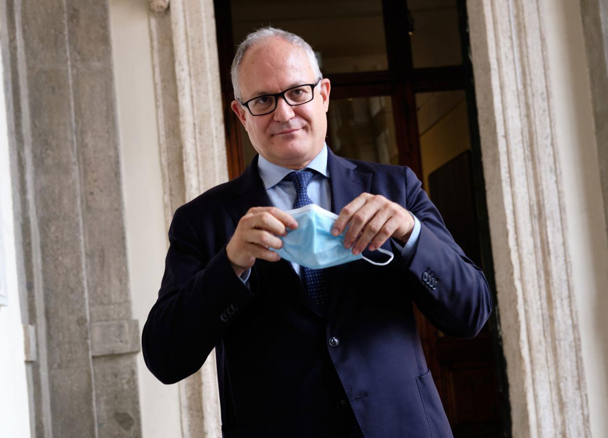 Gestione rifiuti con coraggio e volontà. Gualtieri premiato a Milano Gestione rifiuti con coraggio e volontà. Gualtieri premiato a Milano