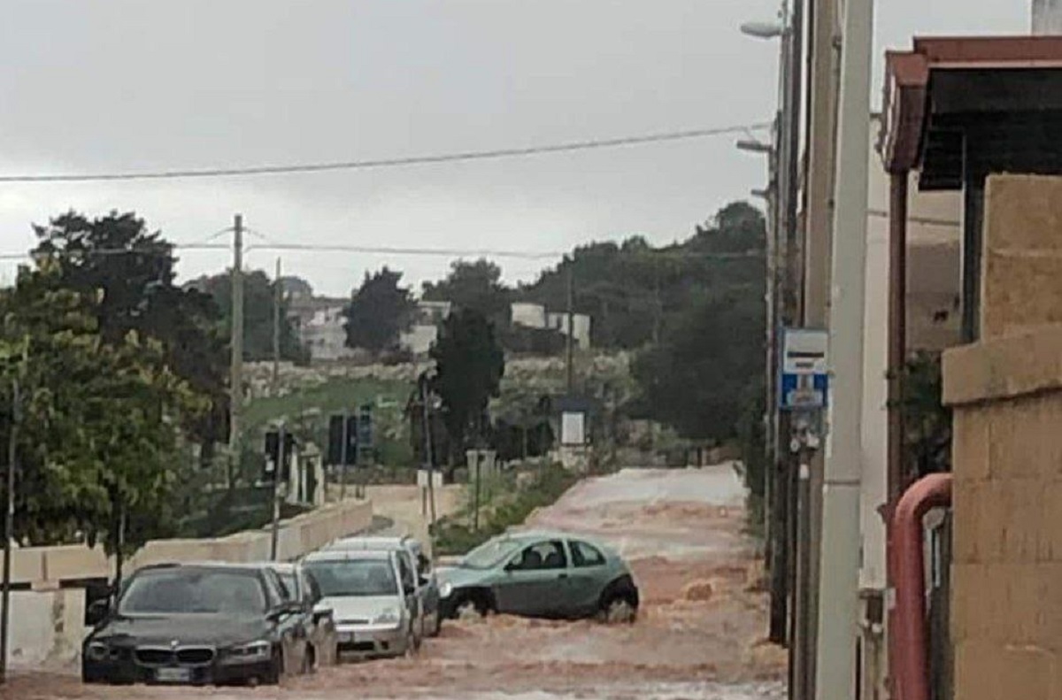 Meteo e maltempo: allerta arancione in 4 regioni, altre 10 in giallo Meteo e maltempo: allerta arancione in 4 regioni, altre 10 in giallo