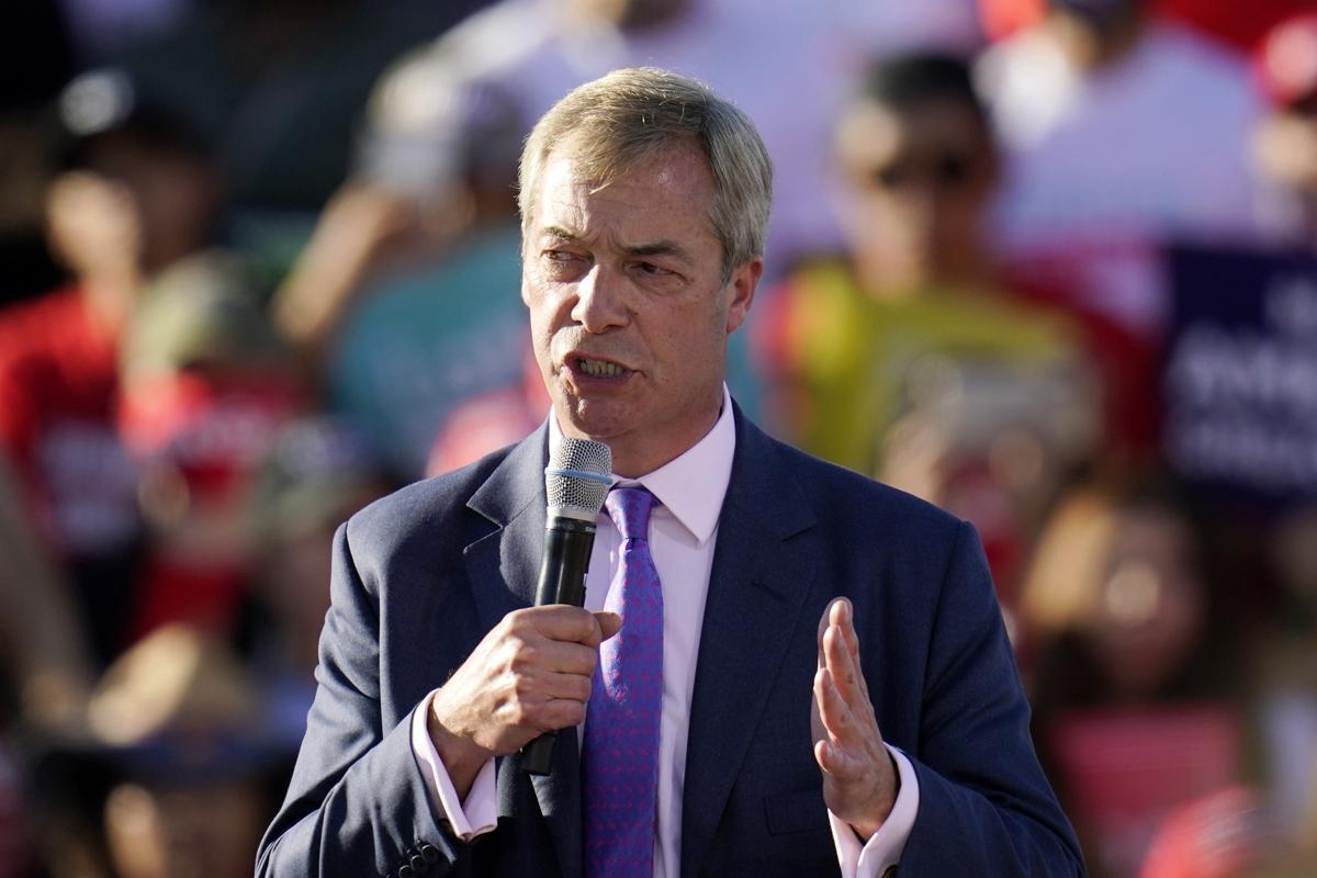 Nigel Farage: “Meloni ha passione, ma poco potere, l’Europa è una gabbia” Nigel Farage: “Meloni ha passione, ma poco potere, l’Europa è una gabbia”