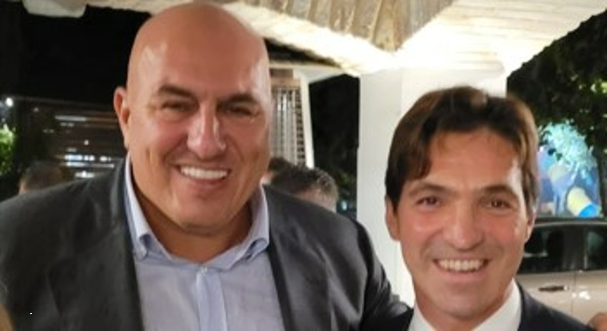 Non lasciare sola Giorgia Meloni e interagire con gli elettori di FdI Non lasciare sola Giorgia Meloni e interagire con gli elettori di FdI