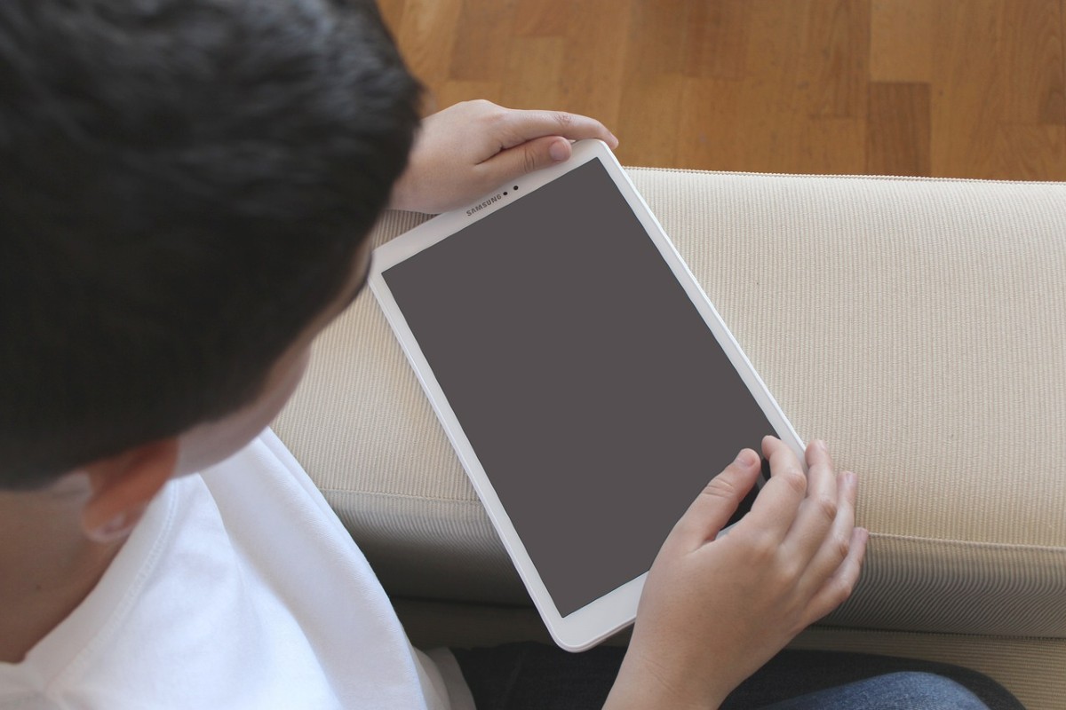Padova, tablet esplode tra le mani di un bimbo di 5 anni e finisce in ospedale Padova, tablet esplode tra le mani di un bimbo di 5 anni e finisce in ospedale