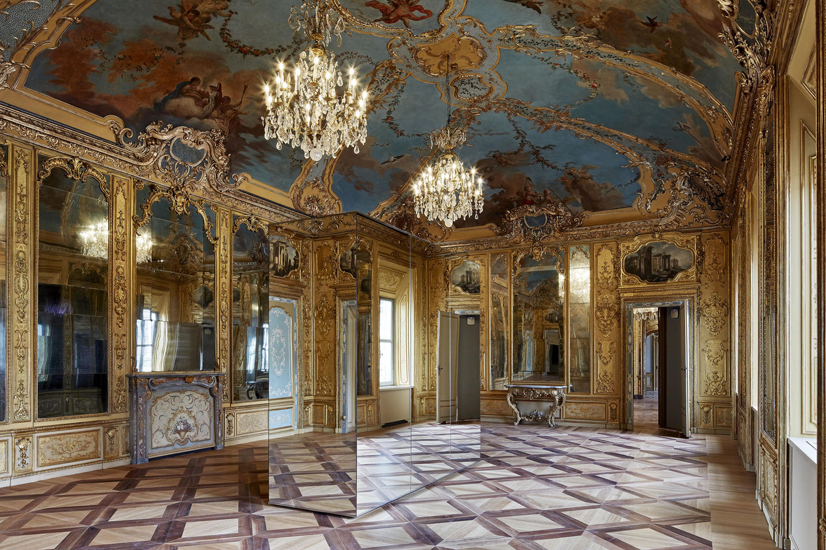 Intesa Sanpaolo aderisce alla 21esima edizione di “Invito a Palazzo” Intesa Sanpaolo aderisce alla 21esima edizione di “Invito a Palazzo”