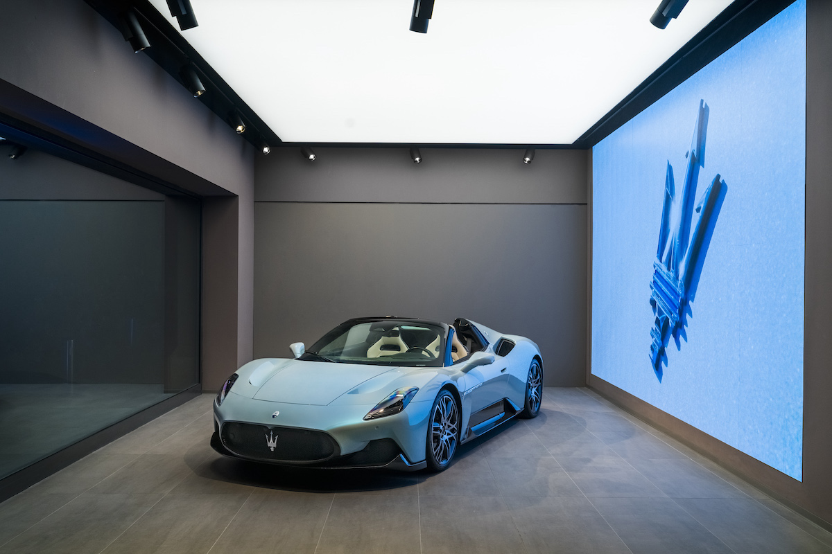 Maserati  debutta con il nuovo retail concept “sartoria officina”