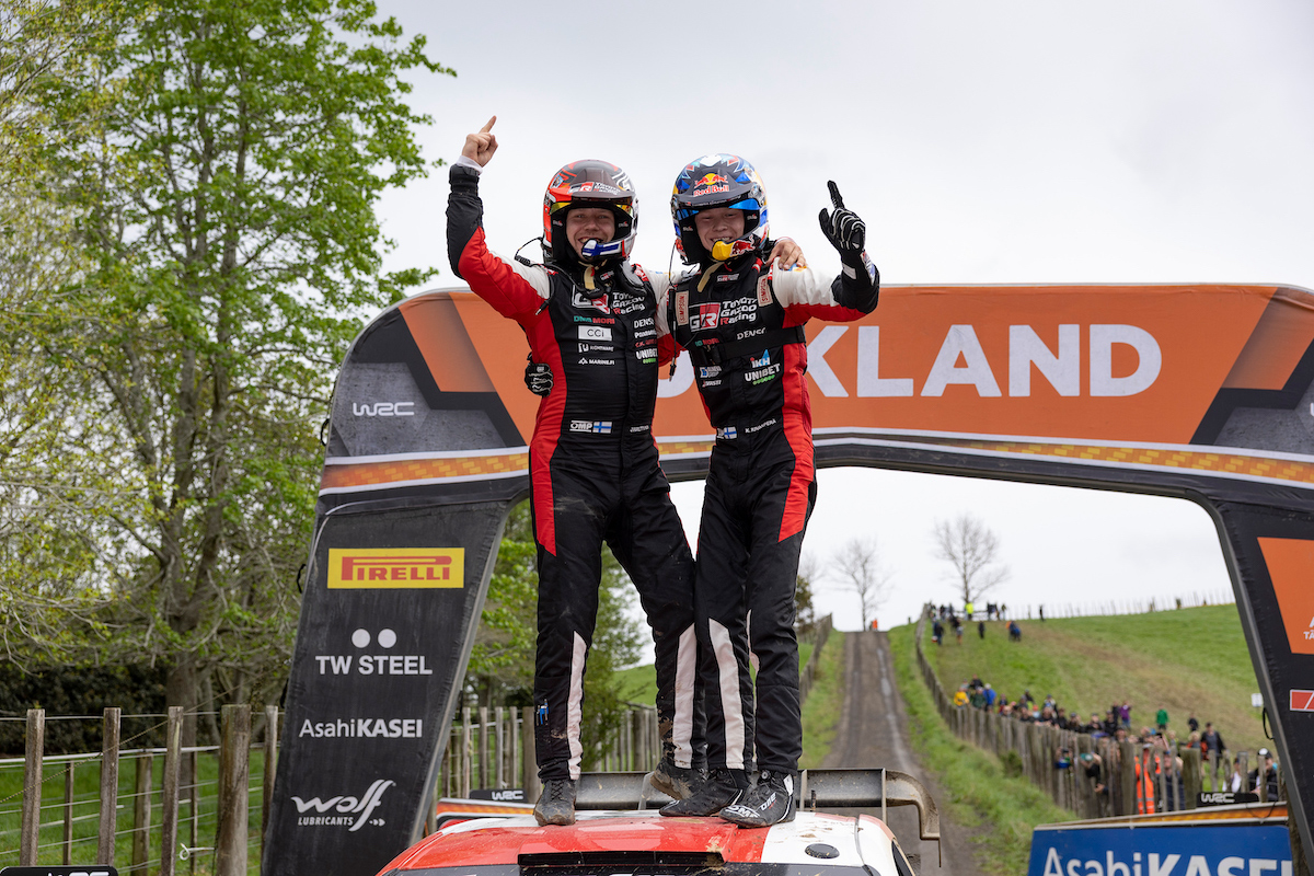 WRC, Rovanperä su Toyota vince in Nuova Zelanda e riscrive la storia WRC, Rovanperä su Toyota vince in Nuova Zelanda e riscrive la storia
