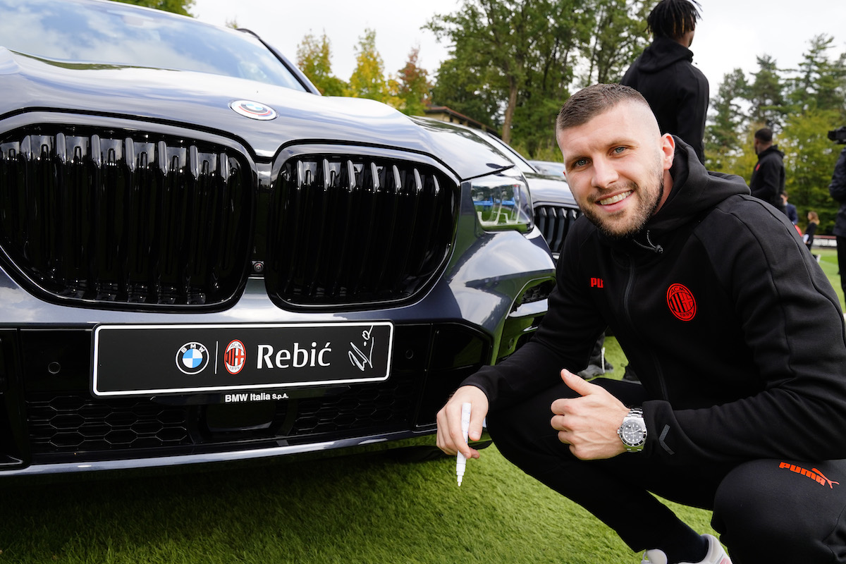 Una flotta di BMW per l’ AC Milan