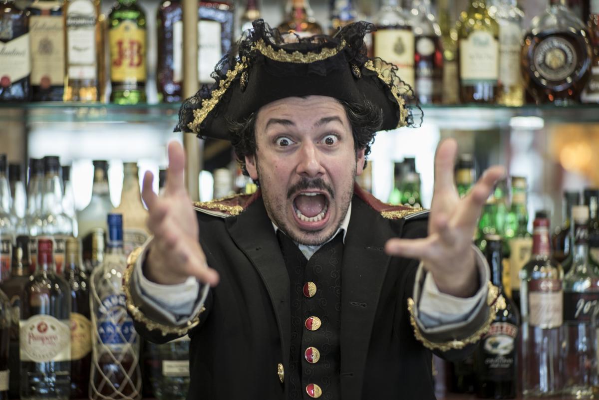 Shakespeare da bar, un trittico innovativo al Teatro Carcano di Milano Shakespeare da bar, un trittico innovativo al Teatro Carcano di Milano