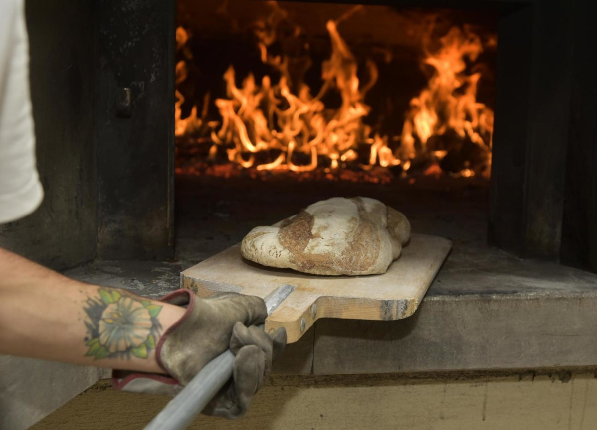 L’Italia in recessione: tre trimestri negativi. Eni: “Gas? Inverno complicato”