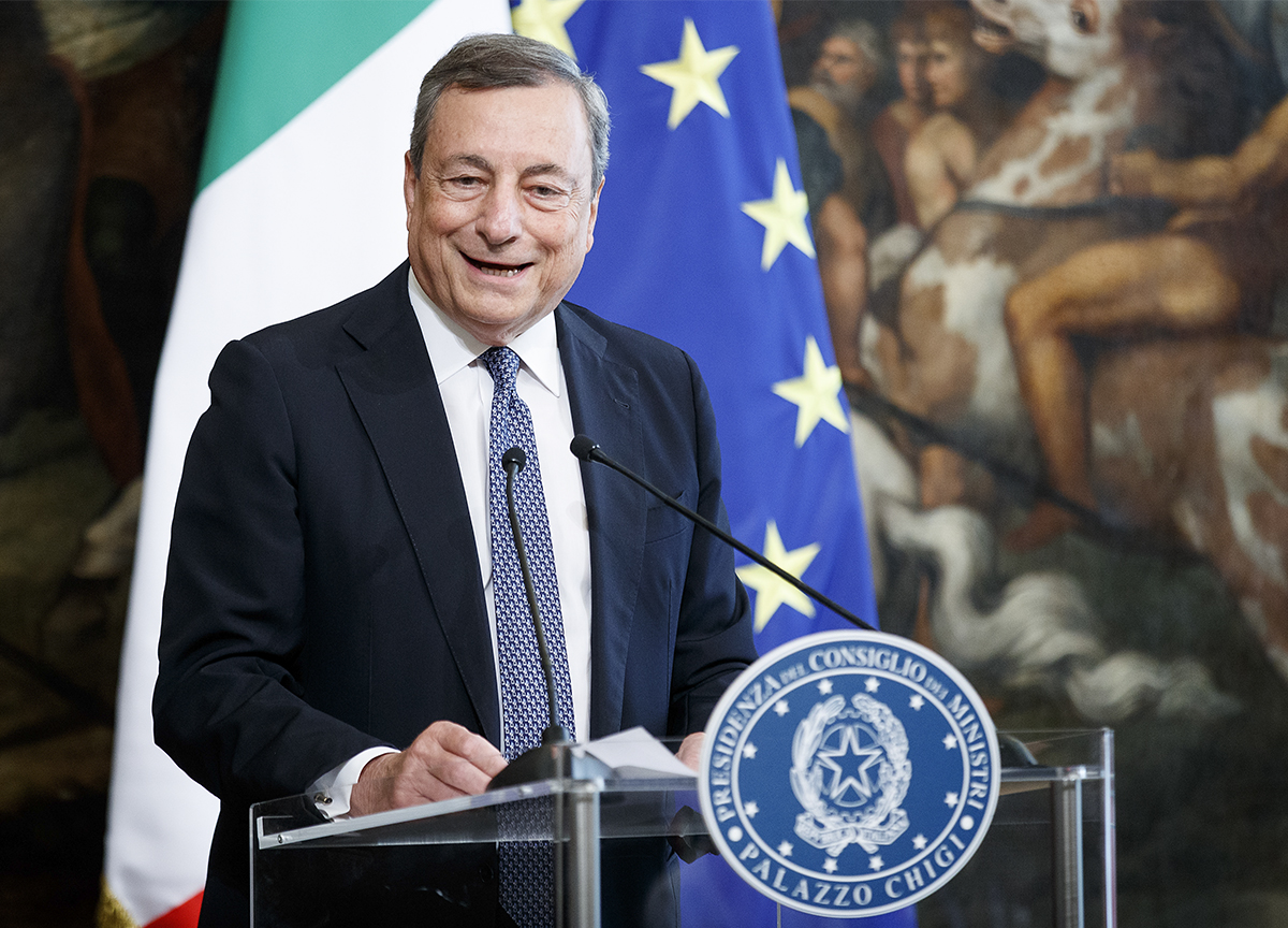 Draghi, messaggio al Cdx: “Pnrr? Piano di tutta l’Italia, non di un governo” Draghi, messaggio al Cdx: “Pnrr? Piano di tutta l’Italia, non di un governo”