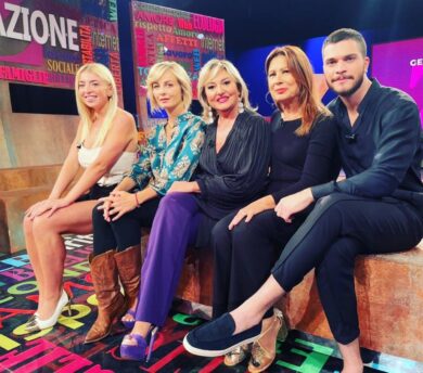 Generazione Z, al via la 2a stagione: apre lo show una “regina” di OnlyFans