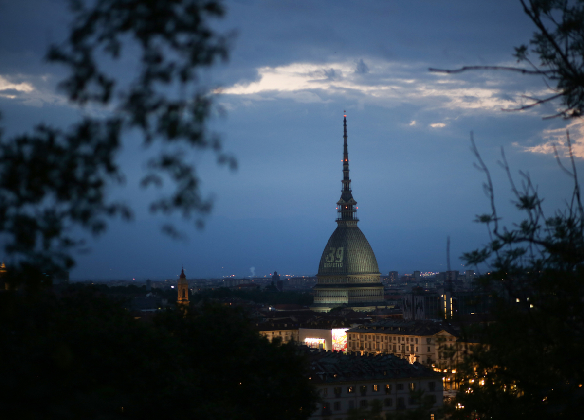 Crisi, 1000 Comuni a rischio fallimento. Sindaco di Torino: “Nella tempesta” Crisi, 1000 Comuni a rischio fallimento. Sindaco di Torino: “Nella tempesta”