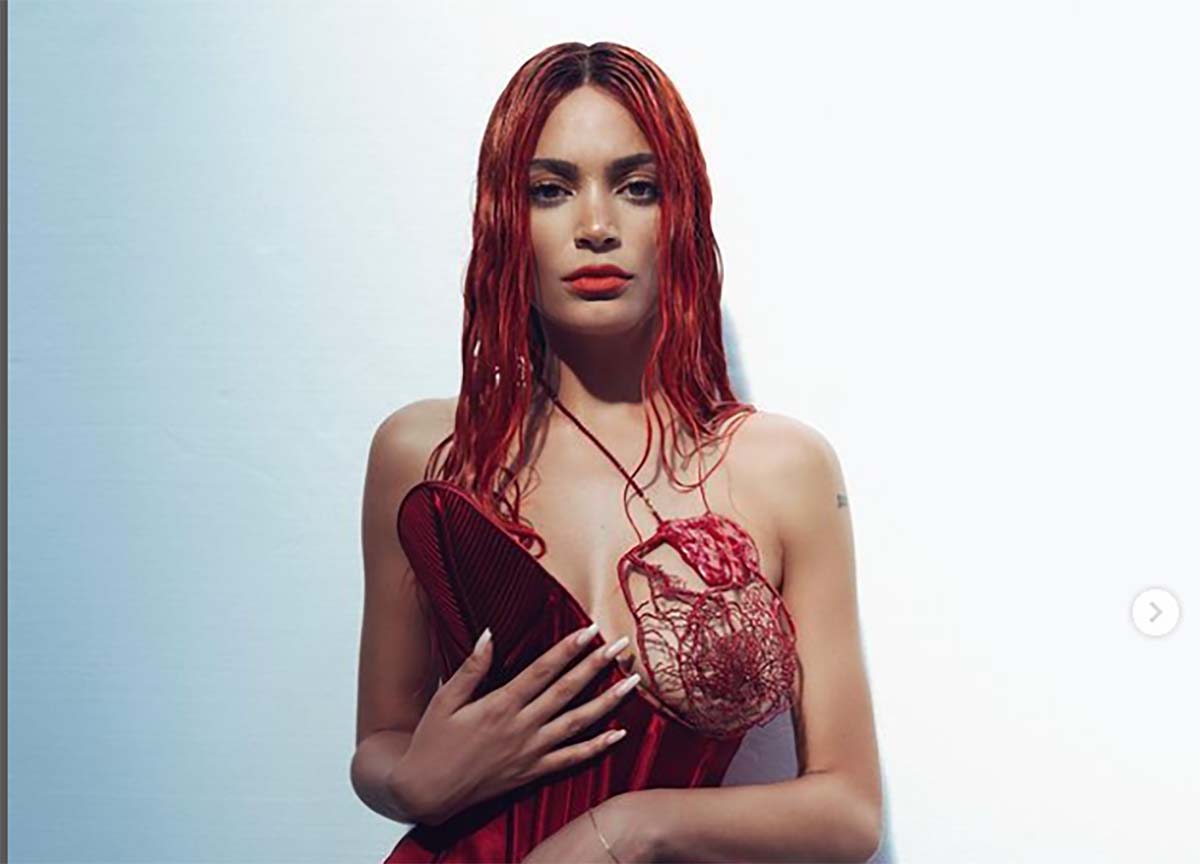 Elodie sensuale anche in tuta: prove di convivenza con Iannone. FOTO