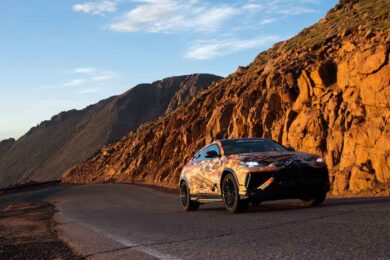 Pirelli P Zero Trofeo R nato per il record della Lamborghini Urus Performante
