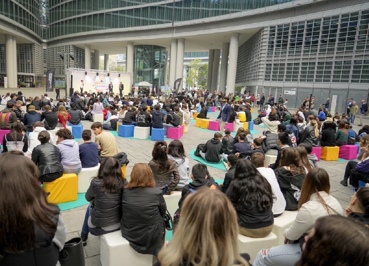 Trenord, dalle 21 di sabato 8 sciopero dei treni regionali Trenord, dalle 21 di sabato 8 sciopero dei treni regionali