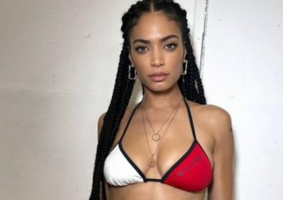 Elodie sensuale anche in tuta: prove di convivenza con Iannone. FOTO