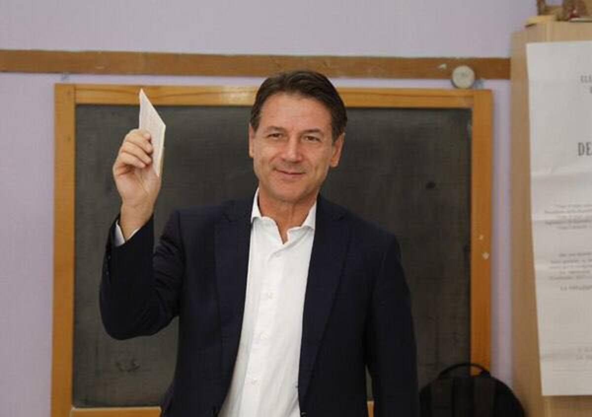 M5s a Napoli, più eletti dei candidati in lista. Ora mancano 13 parlamentari