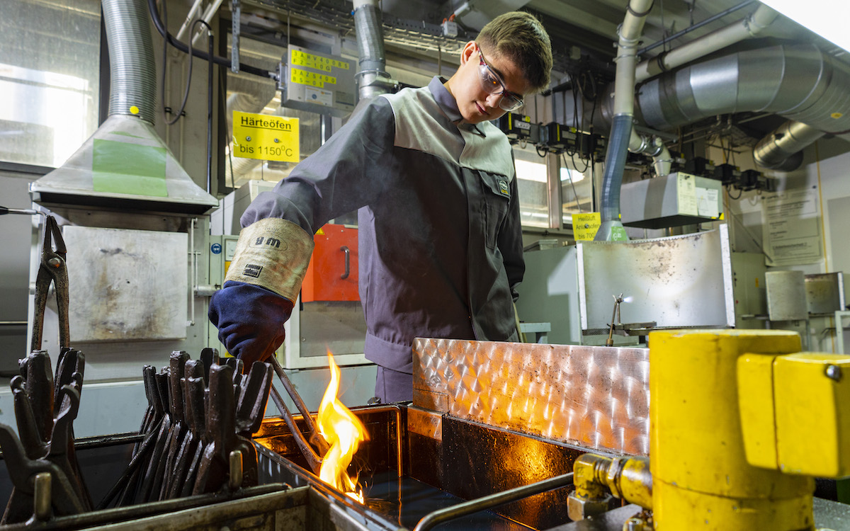 Opel: 170 giovani scrivono il futuro della casa tedesca