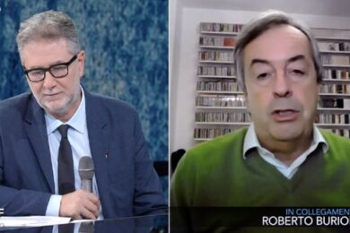 “Il vaccino proteggeva dal contagio fino alla Delta”, le fake news di Burioni