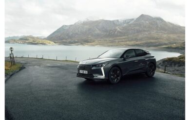 DS Automobile presenta l’allestimento OPÉRA, disponibile su DS 4 e DS 4 CROSS.