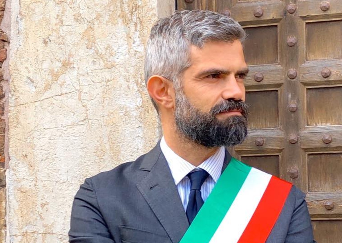 Piombino, il sindaco Ferrari: “Da rigassificatore impatto ambientale notevole” Piombino, il sindaco Ferrari: “Da rigassificatore impatto ambientale notevole”