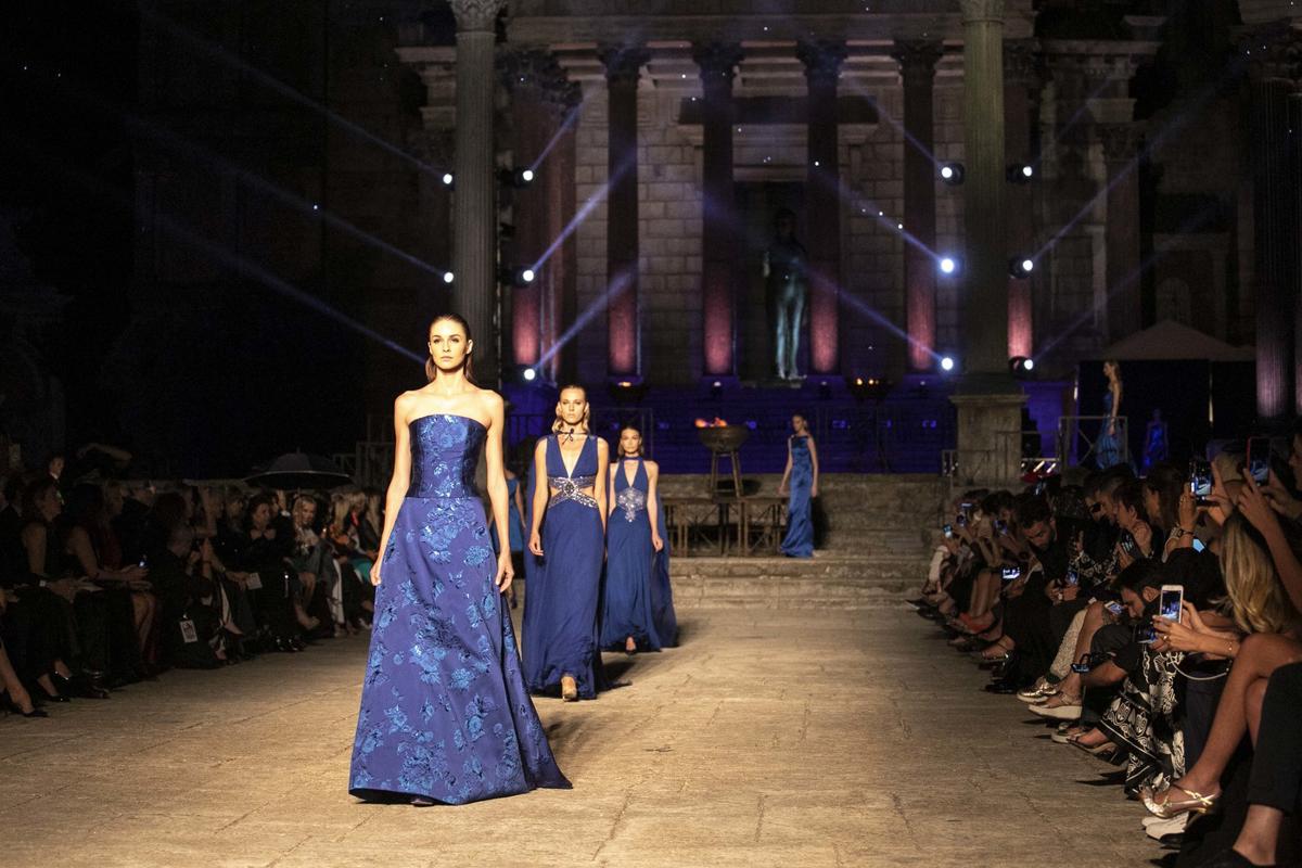 Lvmh schiva la crisi e cresce ancora: nel trimestre i ricavi sfiorano i 20 mld Lvmh schiva la crisi e cresce ancora: nel trimestre i ricavi sfiorano i 20 mld