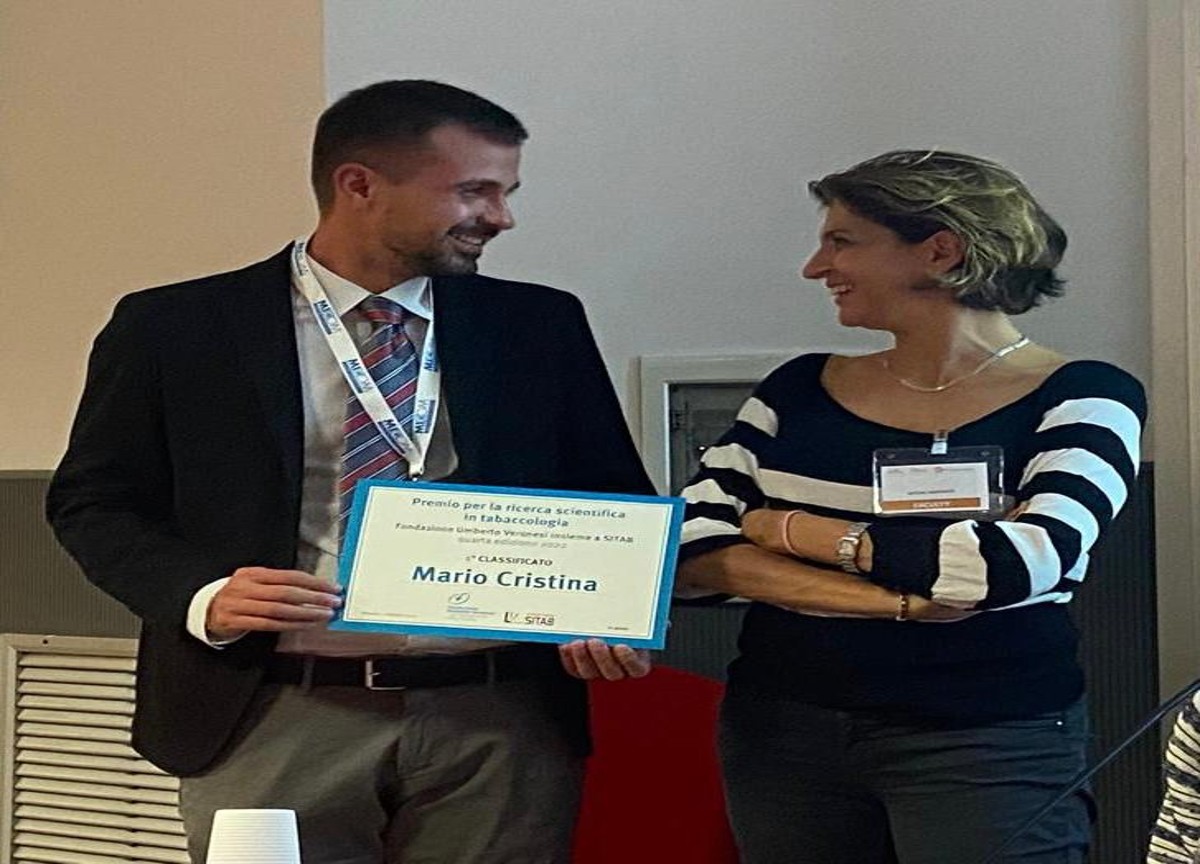 Covid, col fumo peggiora: premio al San Raffaele per la ricerca Covid, col fumo peggiora: premio al San Raffaele per la ricerca