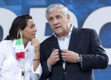 Il caso Ronzulli spezza in due FI. Ora lei punta a diventare coordinatrice