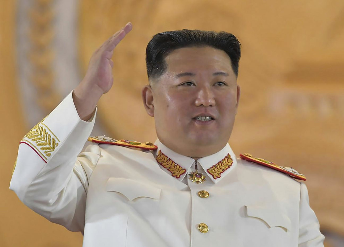 Kim viola spazio aereo e spara missili. Verso dichiarazione di guerra a Seul Kim viola spazio aereo e spara missili. Verso dichiarazione di guerra a Seul