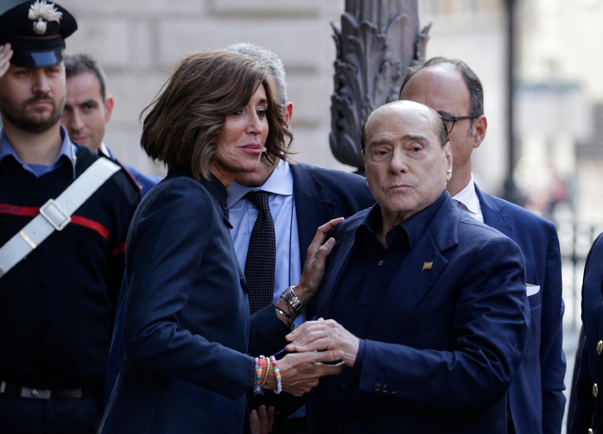 Galleria foto 'Sondaggi: Meloni cresce ancora. Crollano FI, Lega e Pd. Bene M5S e Terzo Polo' - foto 1