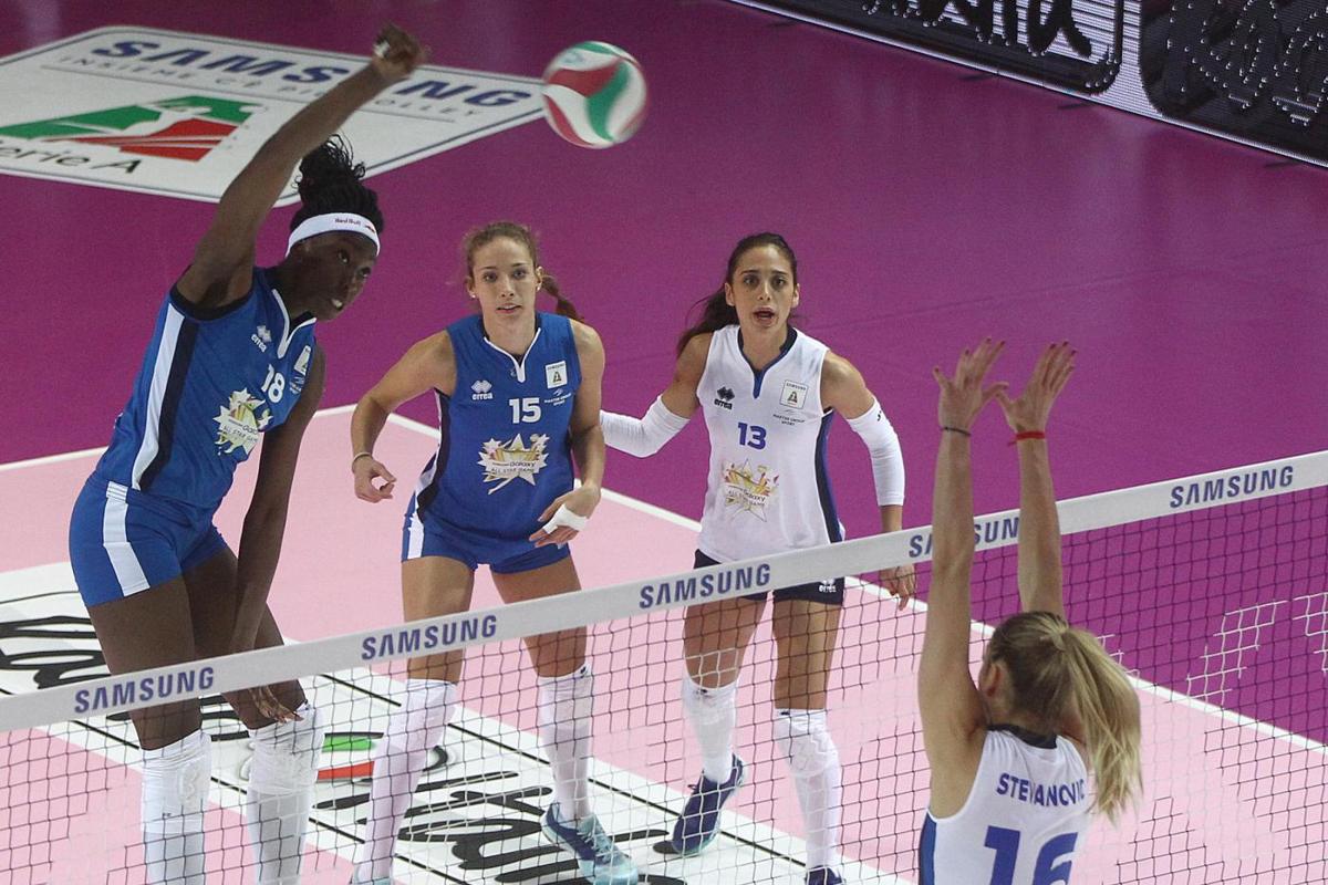 Egonu lacrime e sfogo choc. Ma non è addio alla nazionale dell’Itavolley Egonu lacrime e sfogo choc. Ma non è addio alla nazionale dell’Itavolley